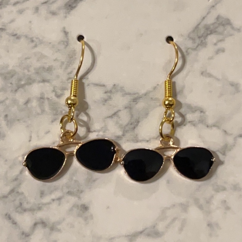 🔴Handmade Sunglass Earrings🕶 - Picture 2 of 4